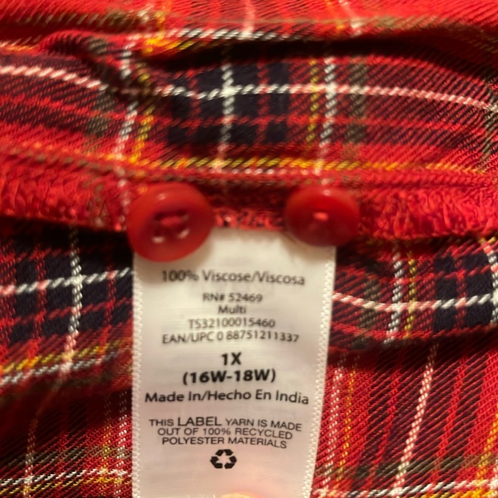 Button front shirt - Picture 3 of 4